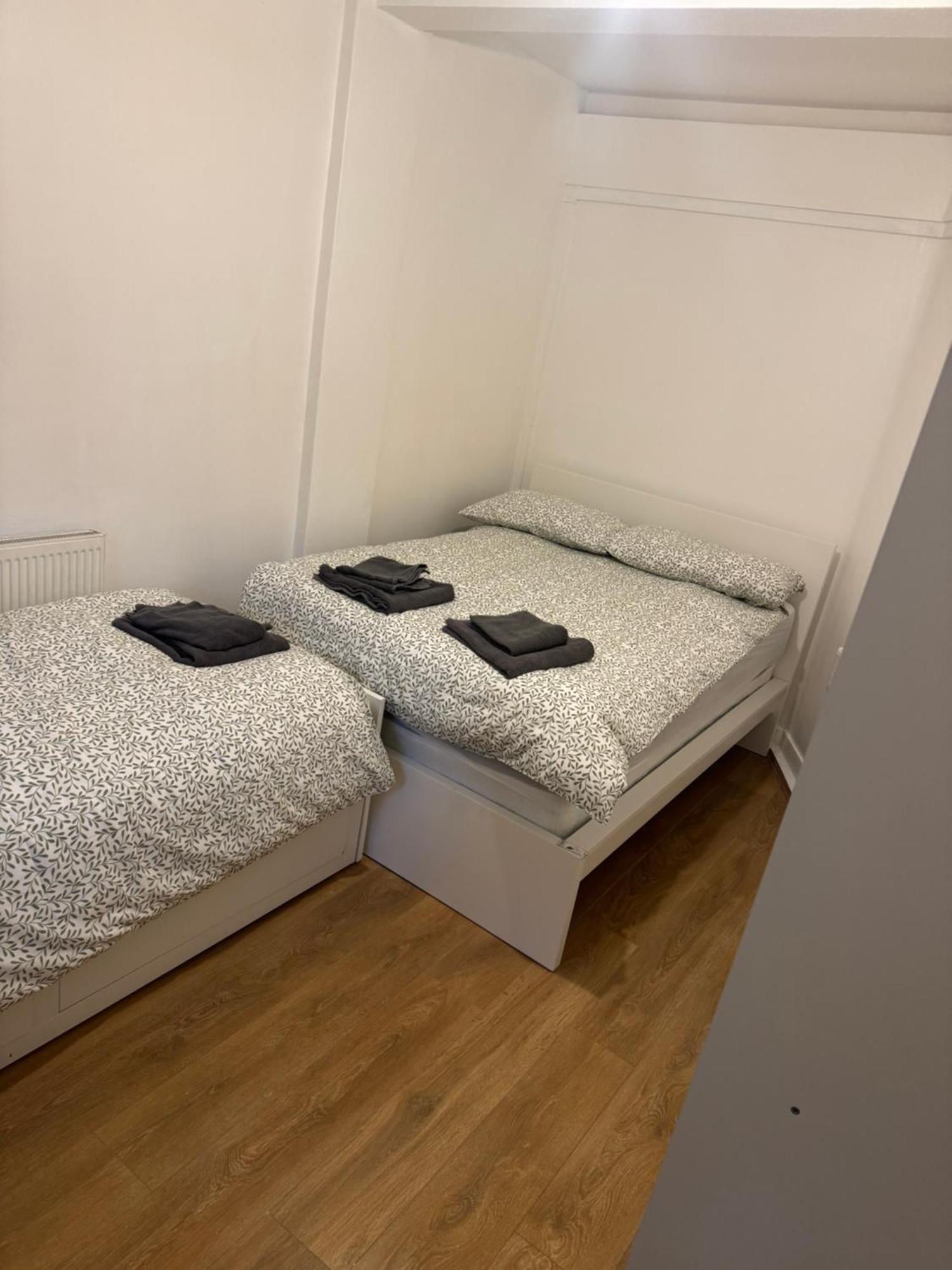 One Bedroom Apartment In Tower Bridge Road Лондон Екстериор снимка